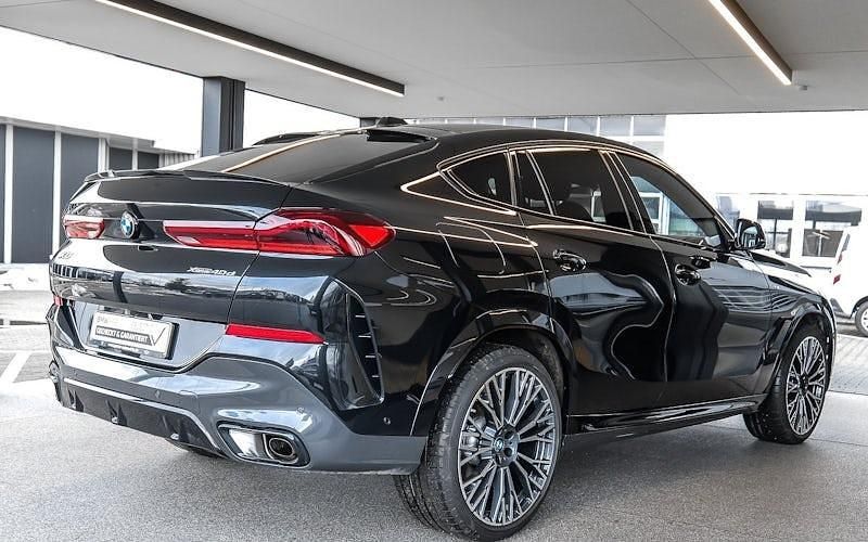 Gebraucht BMW X6 M Sport 352 PS (258 kW) 2025 Schwarz SUV