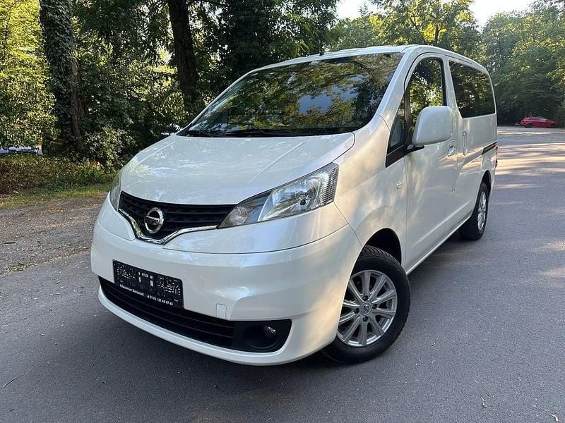 Weiß Gebraucht 2016 Nissan Evalia Tekna Van / Kleinbus | 13.990 € (Fairer Preis) - Bild 1/4