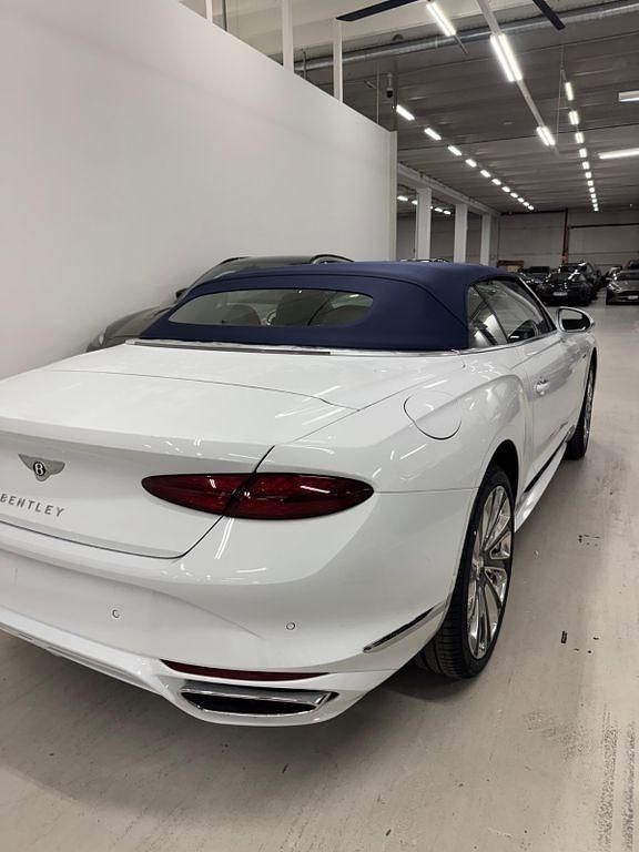 Neu Bentley Continental Mulliner 782 PS (575 kW) 2026 Weiß Cabrio