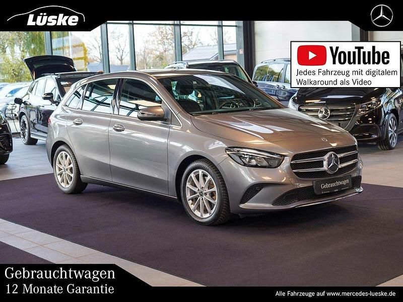 Mountaingrau Gebraucht 2019 Mercedes B220 Progressive Van / Kleinbus | 24.900 € (Fairer Preis) - Bild 1/4