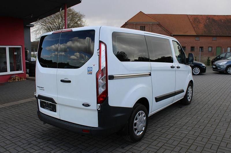 Gebraucht Ford Transit Custom Trend 131 PS (96 kW) 2018 Weiß Van / Kleinbus