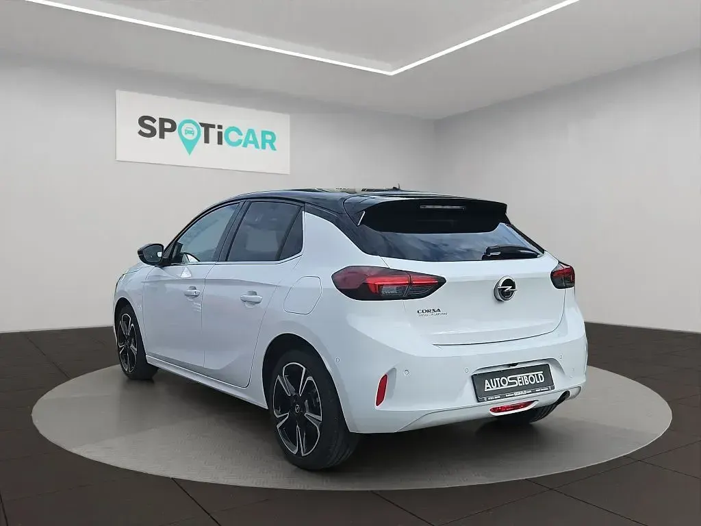 Gebraucht Opel Corsa Elegance 101 PS (74 kW) 2020 Schnee weiß Kleinwagen