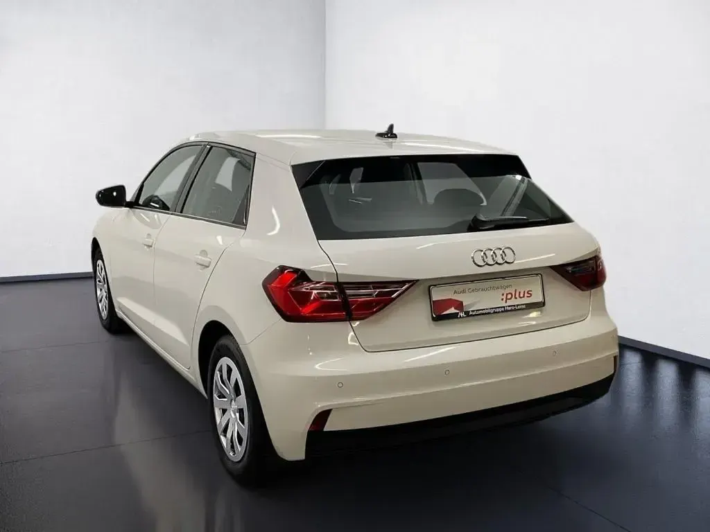 Gebraucht Audi A1 Sportback 95 PS (69 kW) 2023 Cortinaweiß Kleinwagen