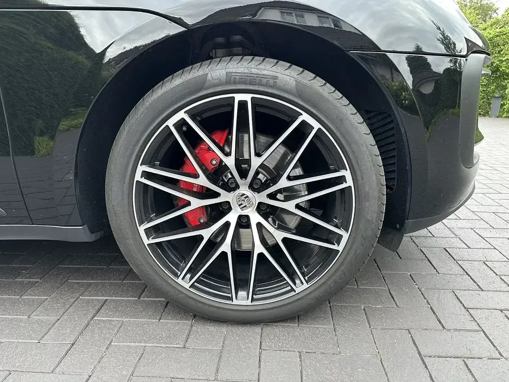 Gebraucht Porsche Macan 381 PS (280 kW) 2022 Schwarz SUV