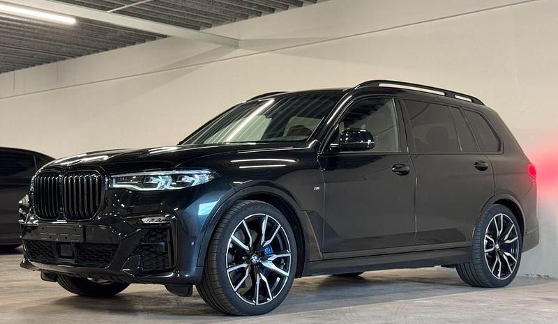 Schwarz Gebraucht 2021 BMW X7 M Sport SUV | 58.685 € (Guter Preis) - Bild 1/4