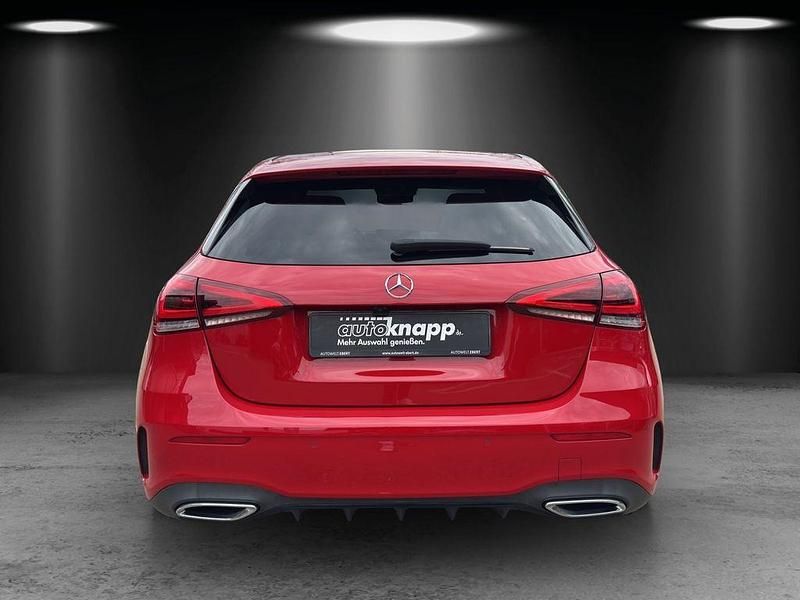 Gebraucht Mercedes A200 AMG 163 PS (119 kW) 2018 Rot Limousine