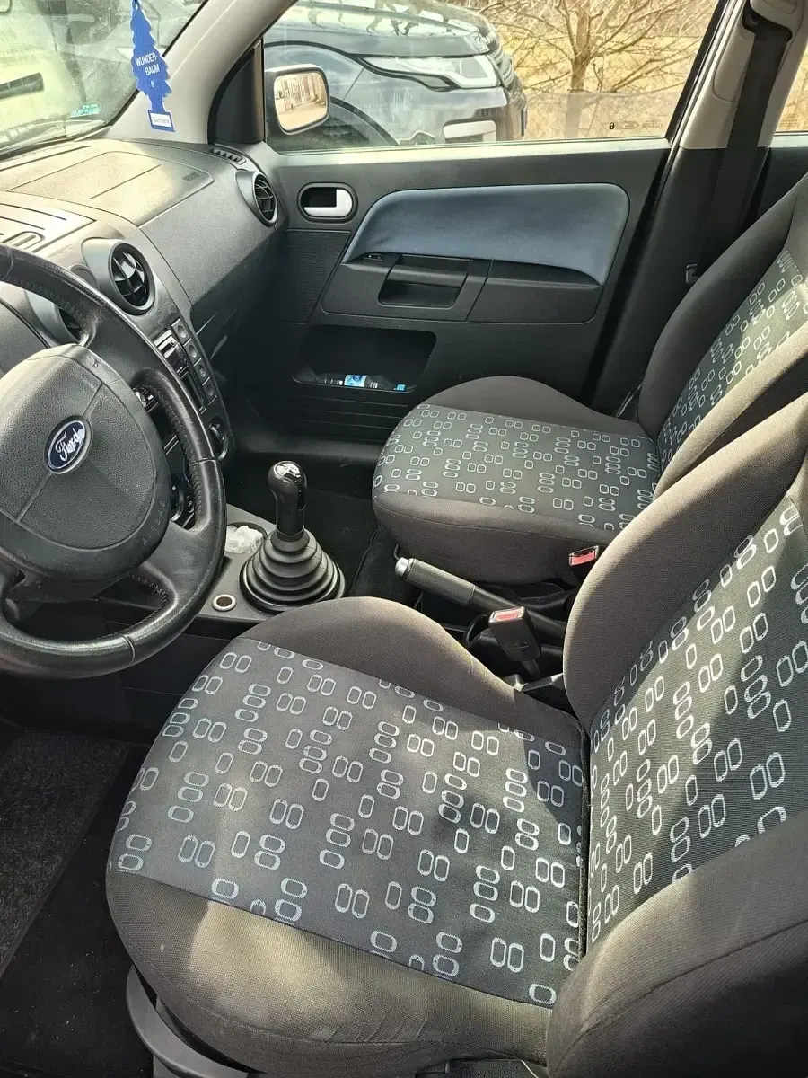Gebraucht Ford Fusion 80 PS (58 kW) 2005 Schwarz Kleinwagen