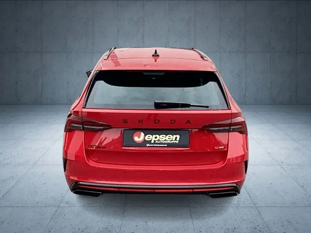 Neu Skoda Octavia RS 265 PS (194 kW) 2026 Velvetrot metallic Kombi