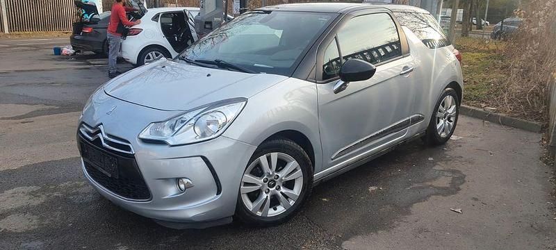 Gebraucht DS Automobiles DS3 So Chic 120 PS (88 kW) 2012 Silber