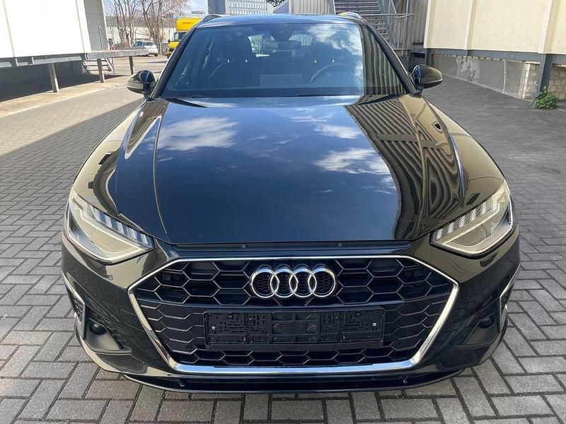 Gebraucht Audi A4 S-Line 190 PS (139 kW) 2019 Schwarz Kombi