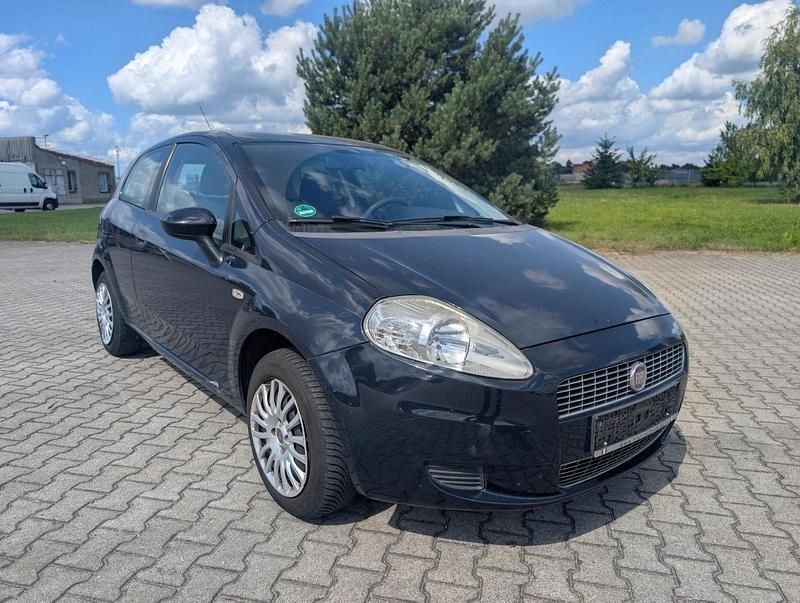 Gebraucht Fiat Punto 65 PS (47 kW) 2009 Blau Kleinwagen