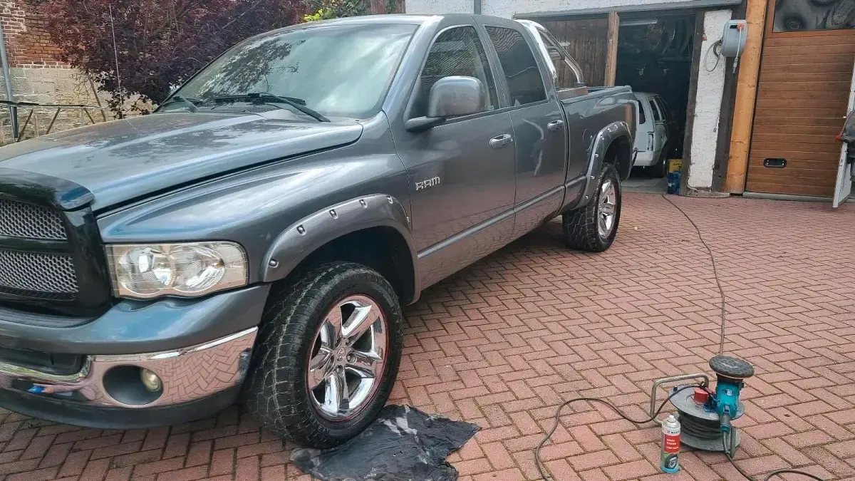 Gebraucht Dodge Ram 349 PS (256 kW) 2007 Silber Pickup