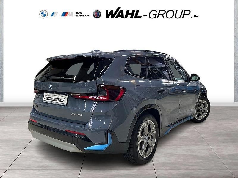 Gebraucht BMW iX1 xLine 230 kW (313 PS) 2023 Grau SUV