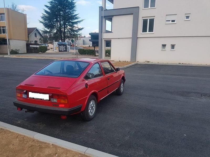 Gebraucht Skoda Rapid 63 PS (46 kW) 1990 Rot Coupé