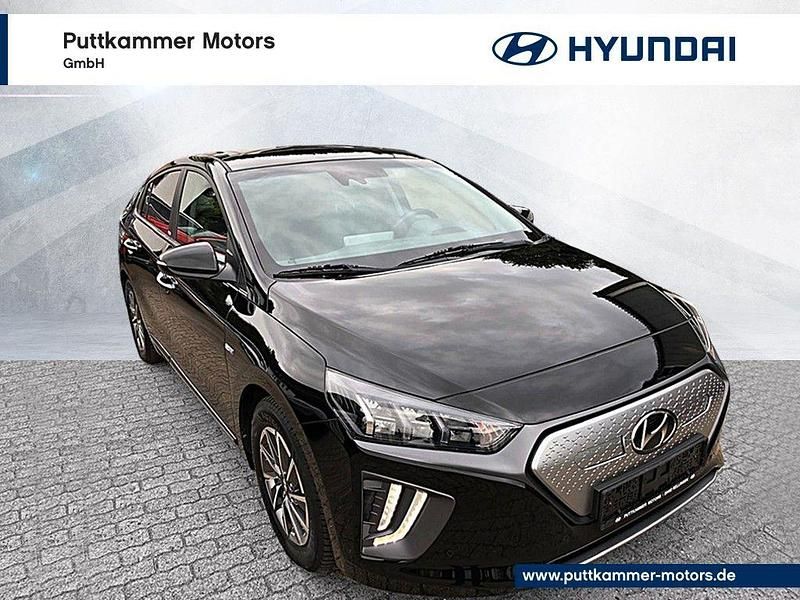 Phantom black Gebraucht 2020 Hyundai Ioniq Premium Limousine | 17.900 € (Fairer Preis) - Bild 1/4