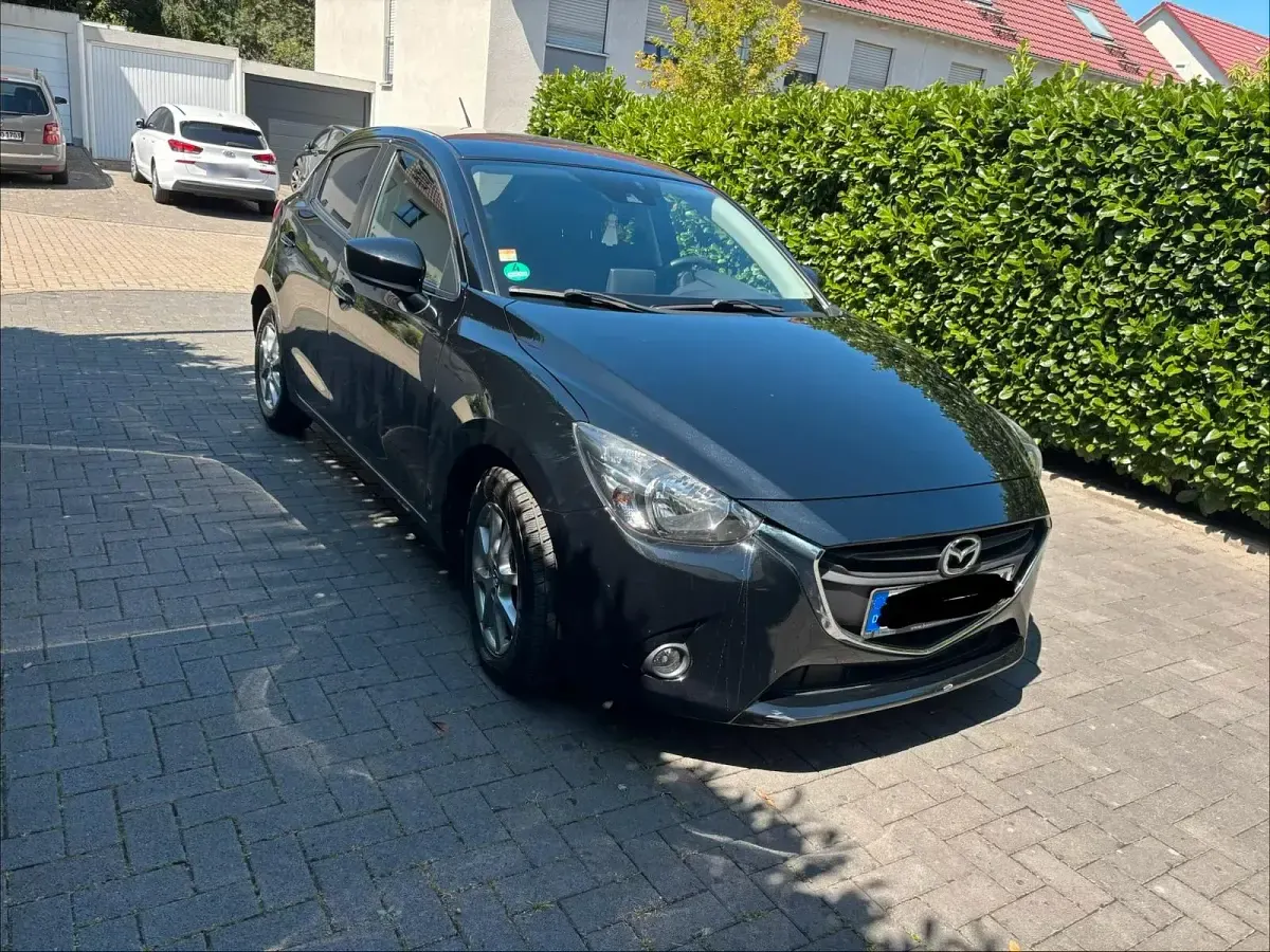 Gebraucht Mazda 2 Nakama 90 PS (66 kW) 2016 Schwarz Kleinwagen