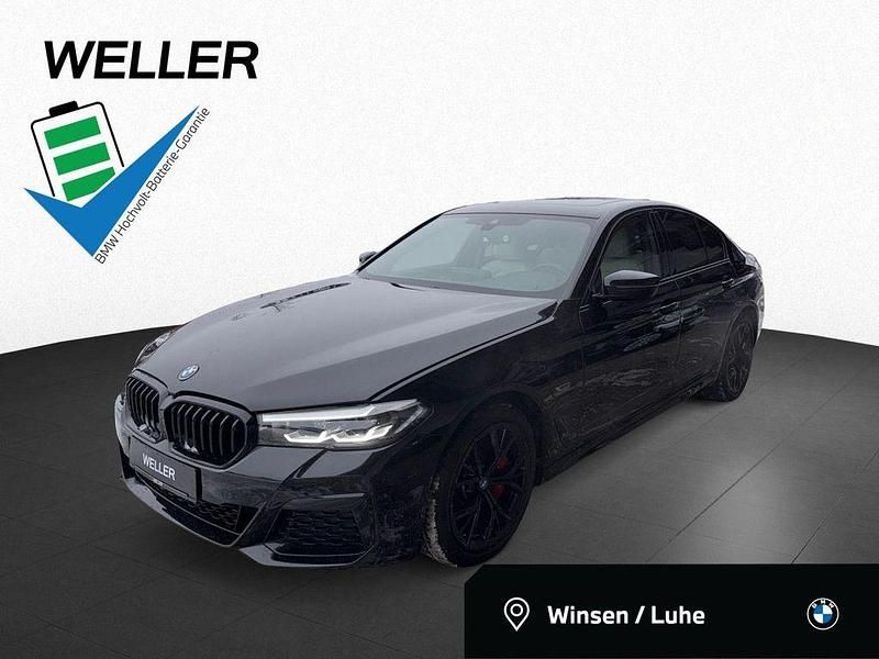 Black sapphire (schwarz) Gebraucht 2022 BMW 530e M Sport Kombi | 40.750 € (Etwas zu teuer) - Bild 1/4