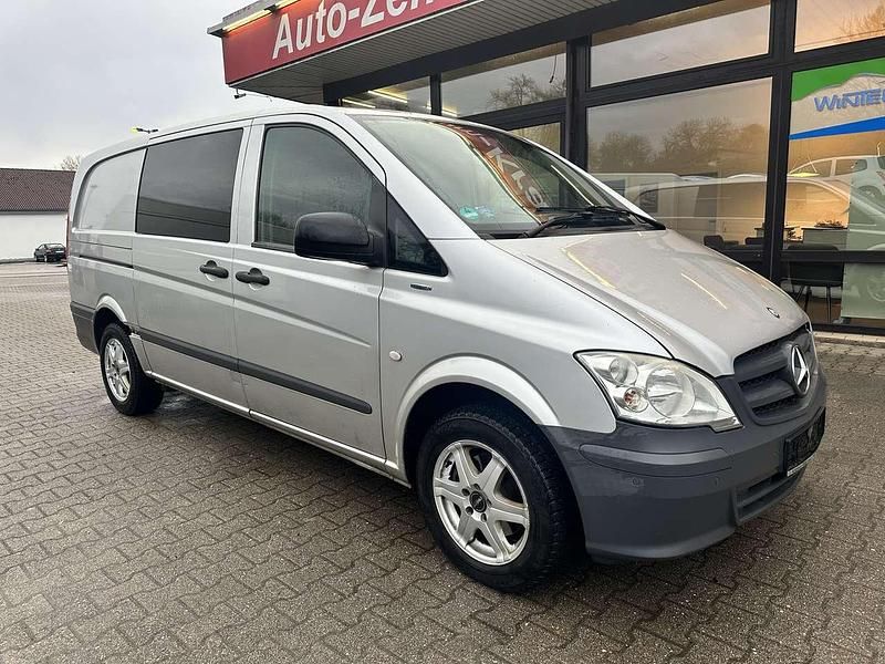 Second-hand Mercedes Vito 163 CP (119 kW) 2011 Argintiu Van