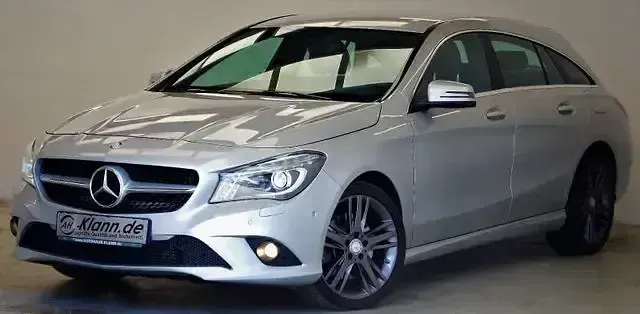 Gebraucht Mercedes CLA250e Shooting Brake 211 PS (155 kW) 2015 Silber Kombi