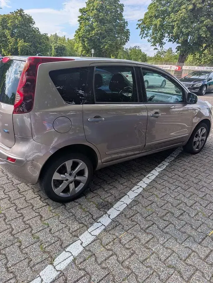 Gebraucht Nissan Note I-Way 88 PS (64 kW) 2011 Beige Kleinwagen