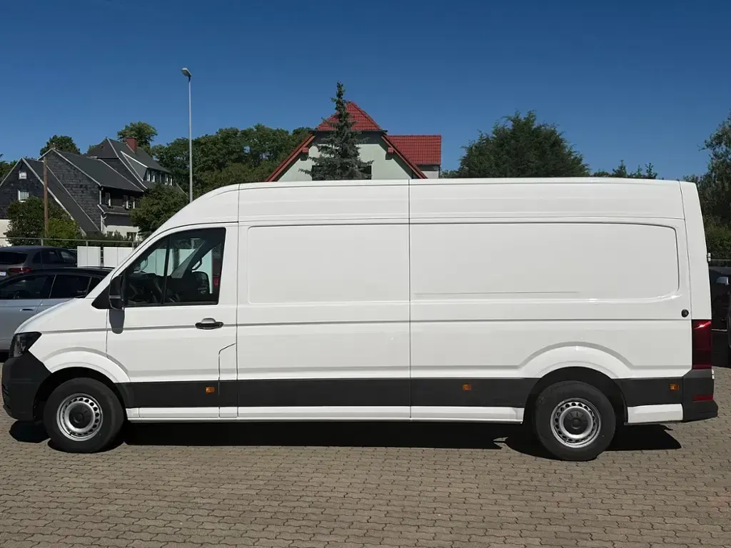 Gebraucht VW Crafter 140 PS (102 kW) 2025 Weiß Van