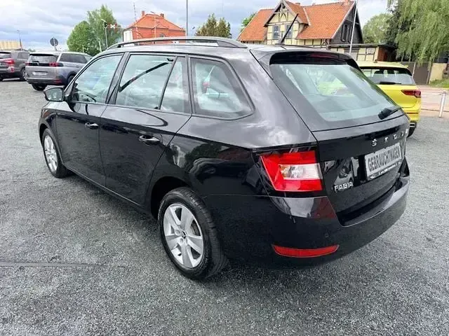Gebraucht Skoda Fabia Style 95 PS (69 kW) 2020 Schwarz Kombi