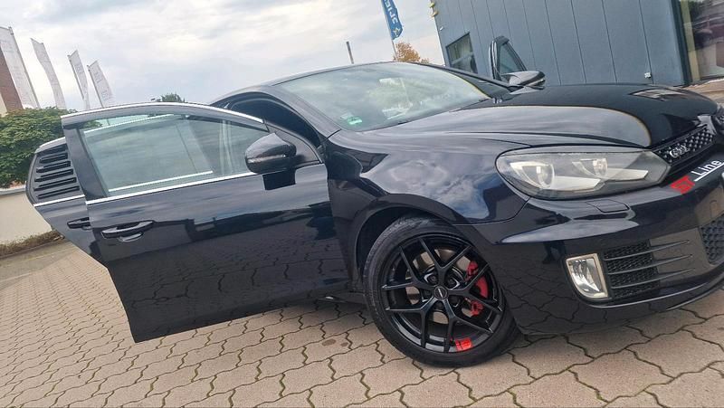 Gebraucht VW Golf VI GTI 210 PS (154 kW) 2010 Schwarz Kleinwagen