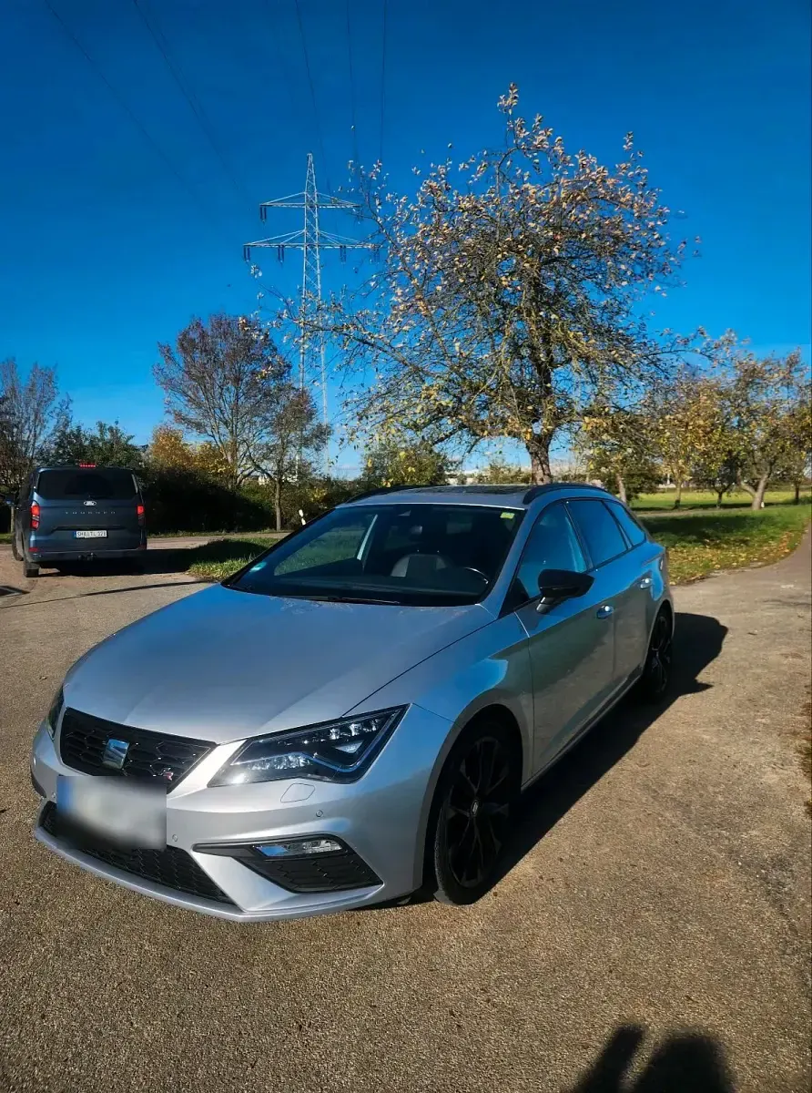 Gebraucht Seat Leon 150 PS (110 kW) 2020 Silber Kombi