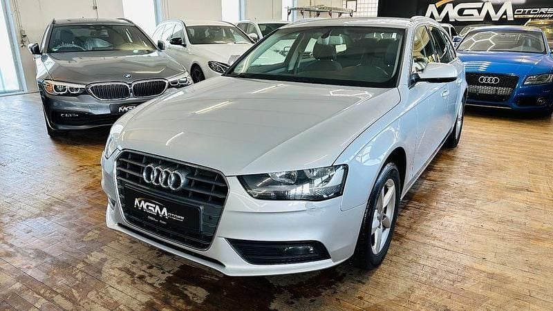 Silber Gebraucht 2014 Audi A4 Ambiente Kombi | 5.500 € (Superpreis) - Bild 1/4