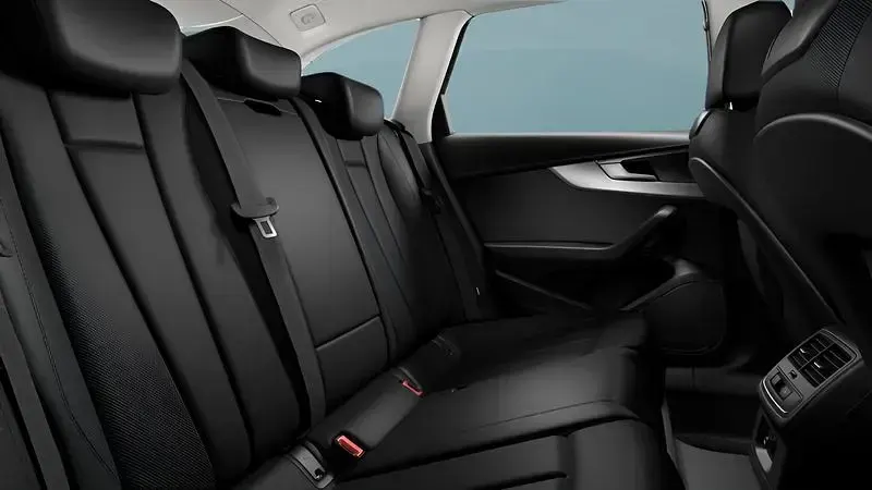 Gebraucht Audi A4 163 PS (119 kW) 2021 Blau Kombi