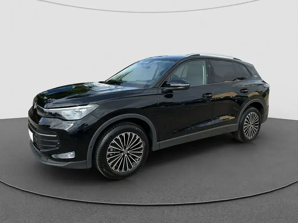 Gebraucht VW Tiguan Goal 150 PS (110 kW) 2025 Schwarz SUV