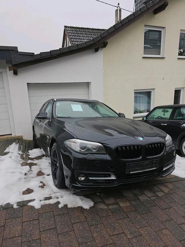 Gebraucht BMW 520 184 PS (135 kW) 2014 Schwarz Kombi