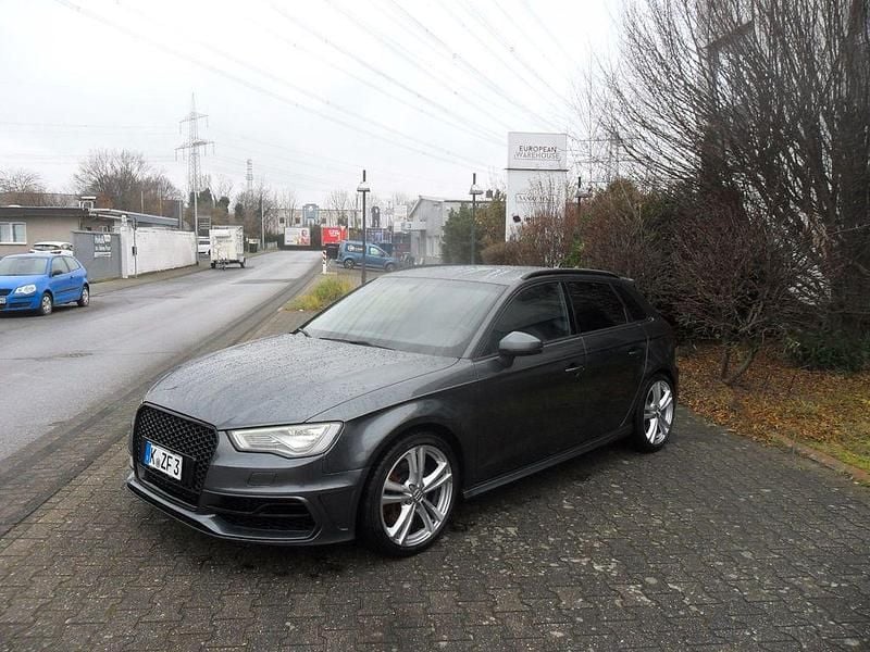 Grau Gebraucht 2014 Audi S3 Sport Limousine | 18.950 € (Guter Preis) - Bild 1/4