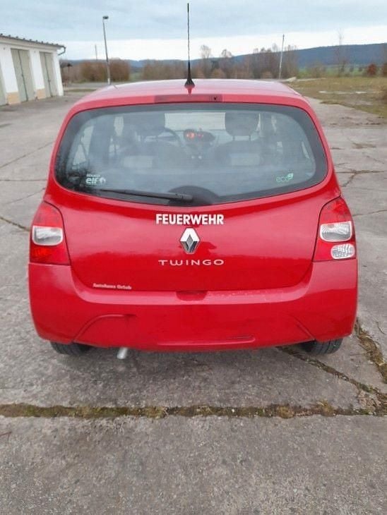 Gebraucht Renault Twingo 58 PS (42 kW) 2010 Rot Kleinwagen