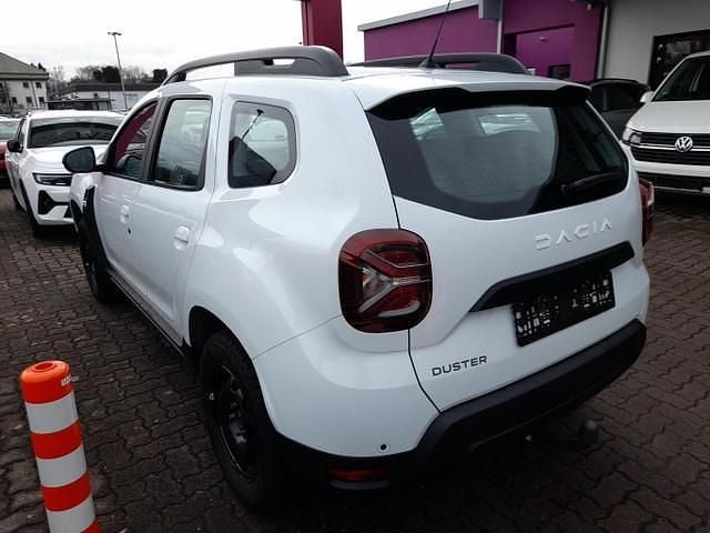 Gebraucht Dacia Duster Expression 101 PS (74 kW) 2023 Gletscherweiß gletscherweiß SUV
