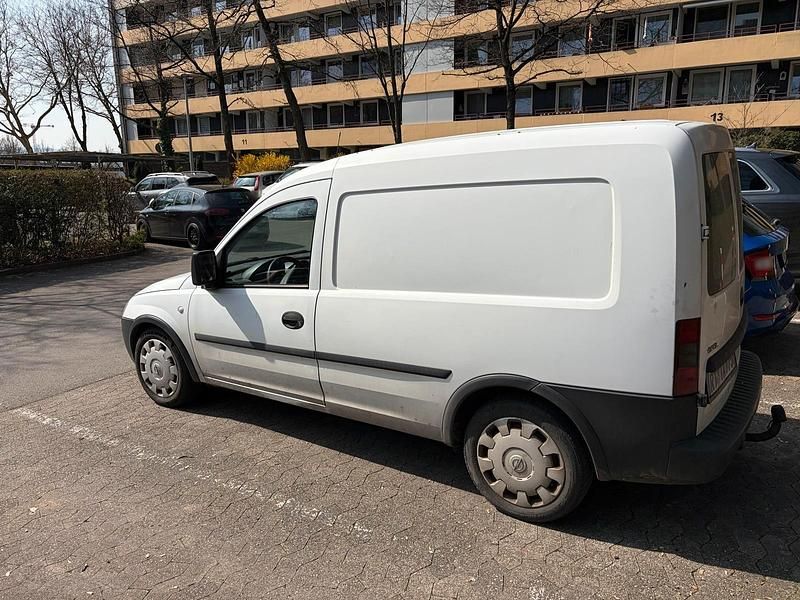 Gebraucht Opel Combo 75 PS (55 kW) 2005 Weiß Van / Kleinbus