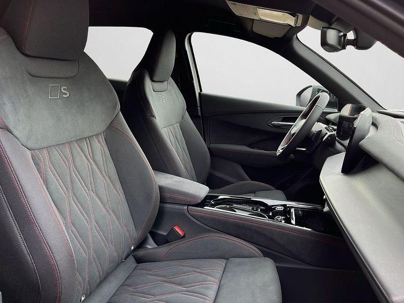 Neu Audi Q3 Sport 265 PS (194 kW) 2026 Grau SUV