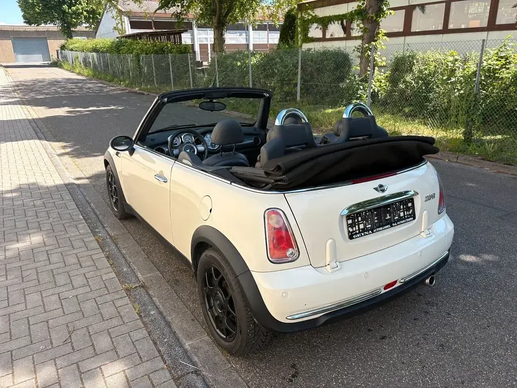 Used Mini Cooper Cabriolet 116 HP (85 kW) 2006 White Cabriolet