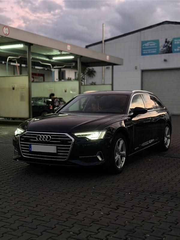 Andere außenfarben Gebraucht 2022 Audi A6 Comfort Kombi | 32.900 € (Guter Preis) - Bild 1/4