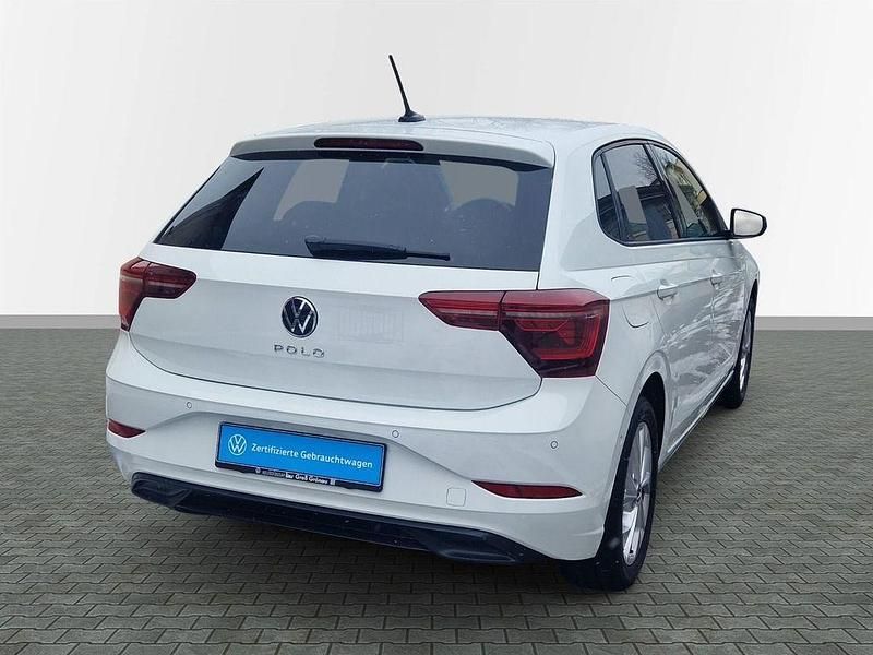 Gebraucht VW Polo Style 110 PS (80 kW) 2023 Weiß Kleinwagen