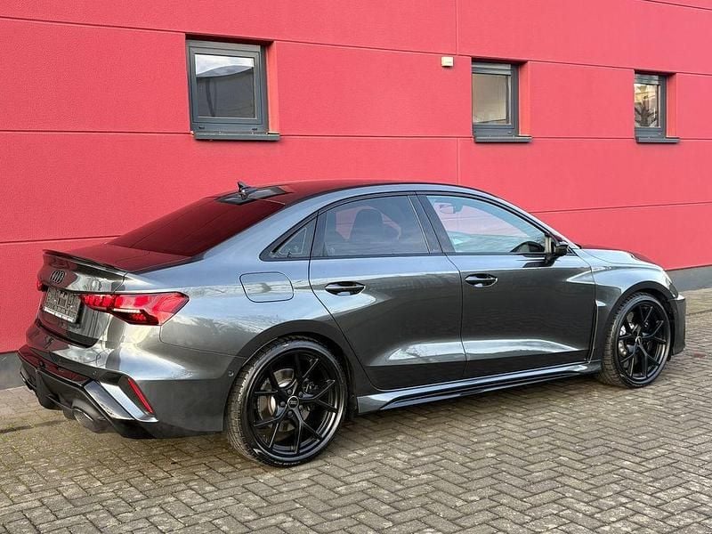 Gebraucht Audi RS3 Sport 400 PS (294 kW) 2025 Daytonagrau** Limousine