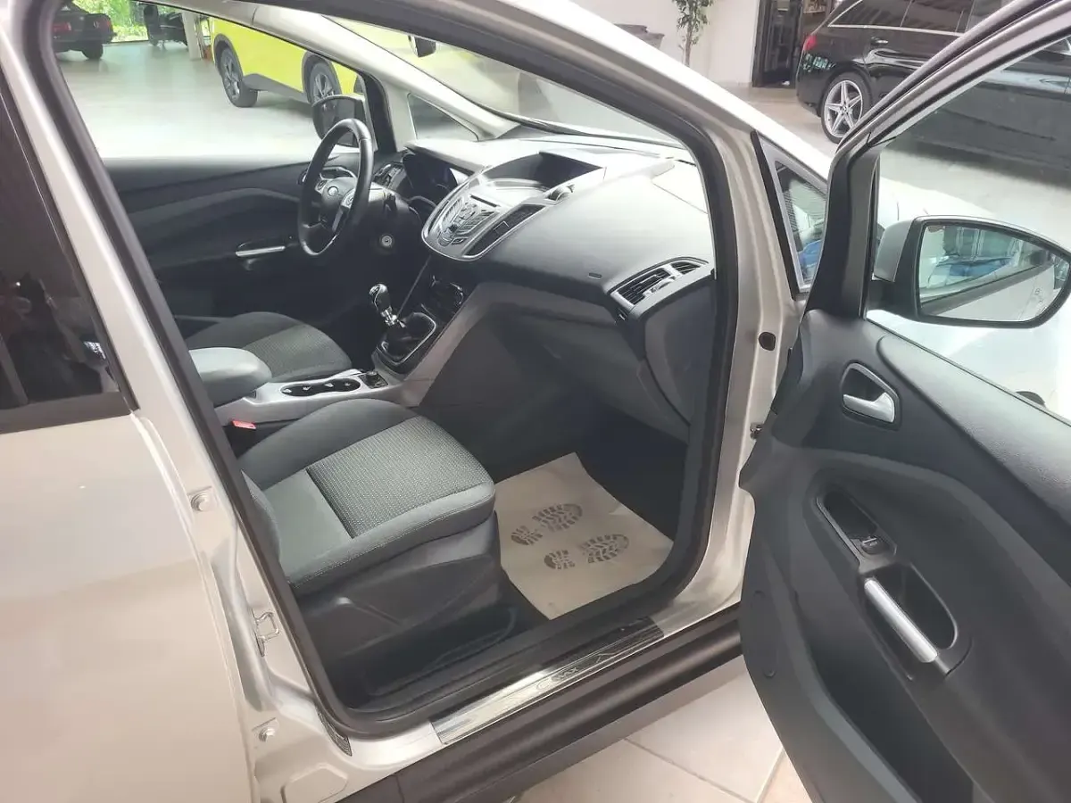 Gebraucht Ford C-MAX Business Edition 116 PS (85 kW) 2015 Silber Van / Kleinbus