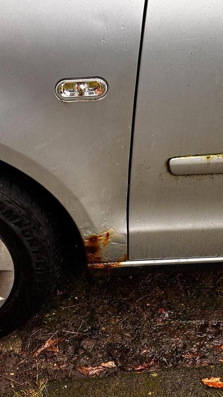 Gebraucht VW Polo 64 PS (47 kW) 2004 Silber Kleinwagen