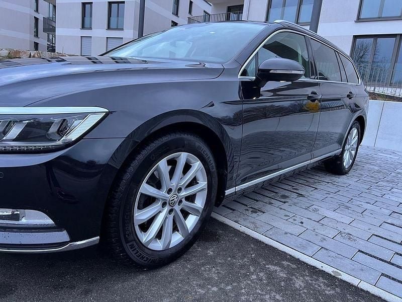 Gebraucht VW Passat Highline 150 PS (110 kW) 2017 Schwarz Limousine