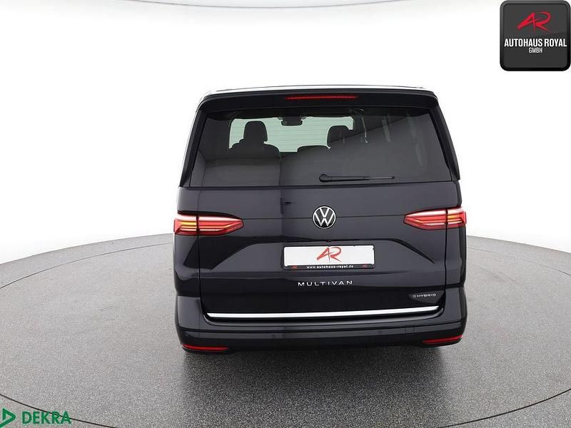 Gebraucht VW Multivan Style 218 PS (160 kW) 2024 Deep black Van