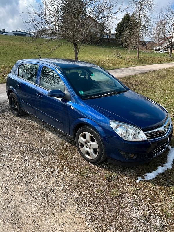Gebraucht Opel Astra 126 PS (92 kW) 2009 Blau Kleinwagen