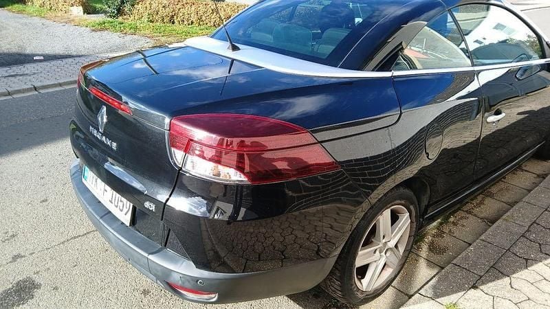 Gebraucht Renault Mégane Cabriolet Dynamique 131 PS (96 kW) 2012 Schwarz Cabrio