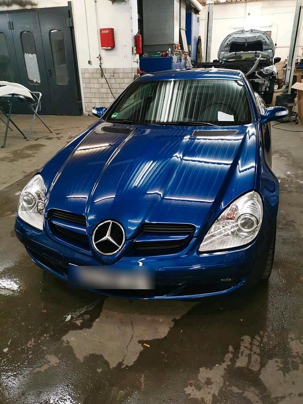 Gebraucht Mercedes SLK350 272 PS (200 kW) 2004 Blau Cabrio