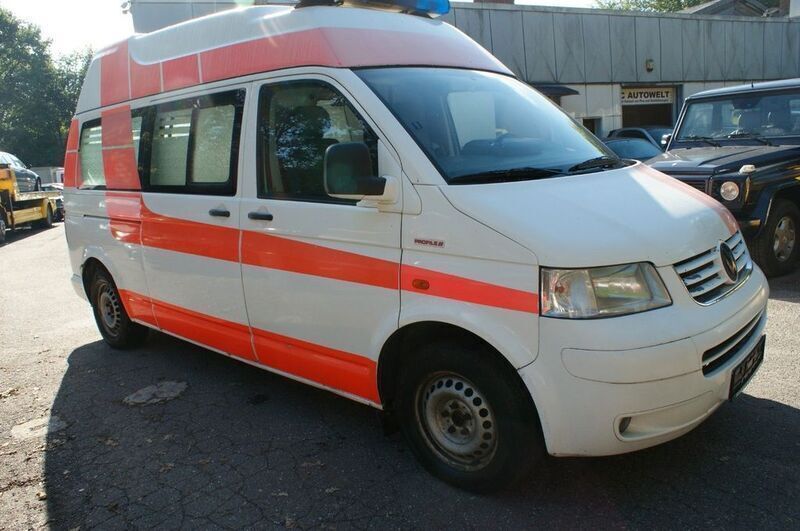 Weiß Gebraucht 2005 VW T5 Van | 9.900 € (Etwas zu teuer) - Bild 1/4