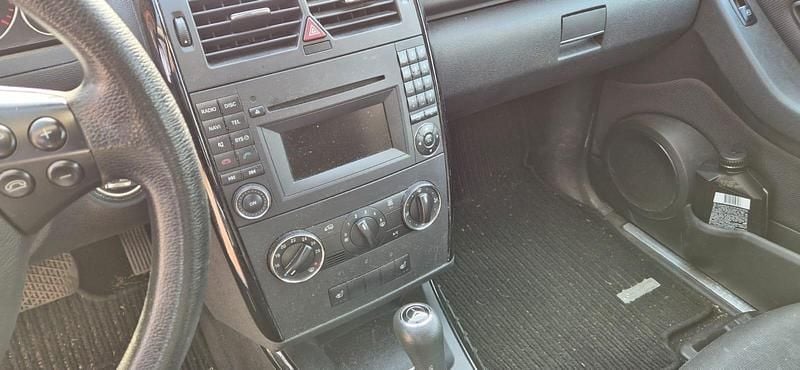 Gebraucht Mercedes A180 2009 Silber Kleinwagen